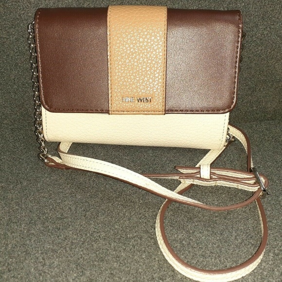Nine West Crossbody Organizer Purse Color Block - Picture 7 of 7